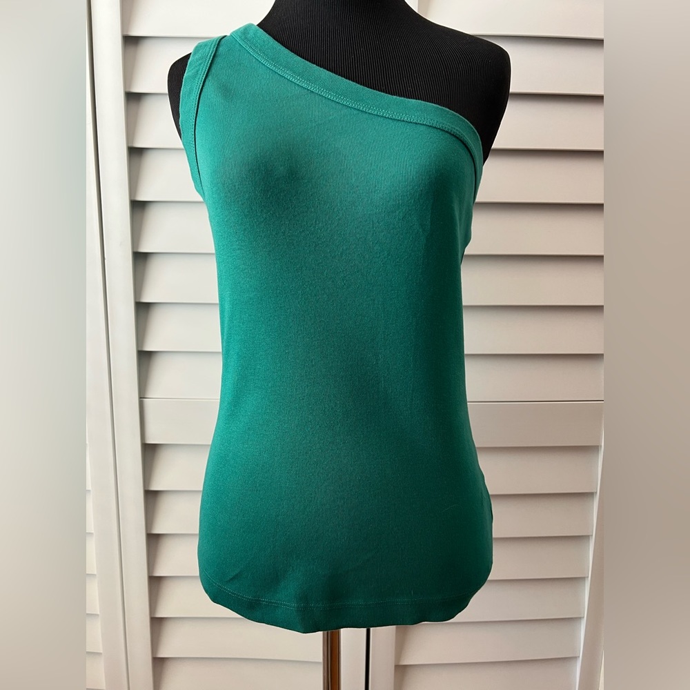 Michael Stars large one shoulder shirt